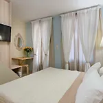 Archontissa House In The Old Town * 罗希姆诺